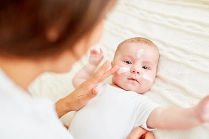 10 Rekomendasi baby Lotion Untuk Memutihkan Kulit Bayi Terbaik